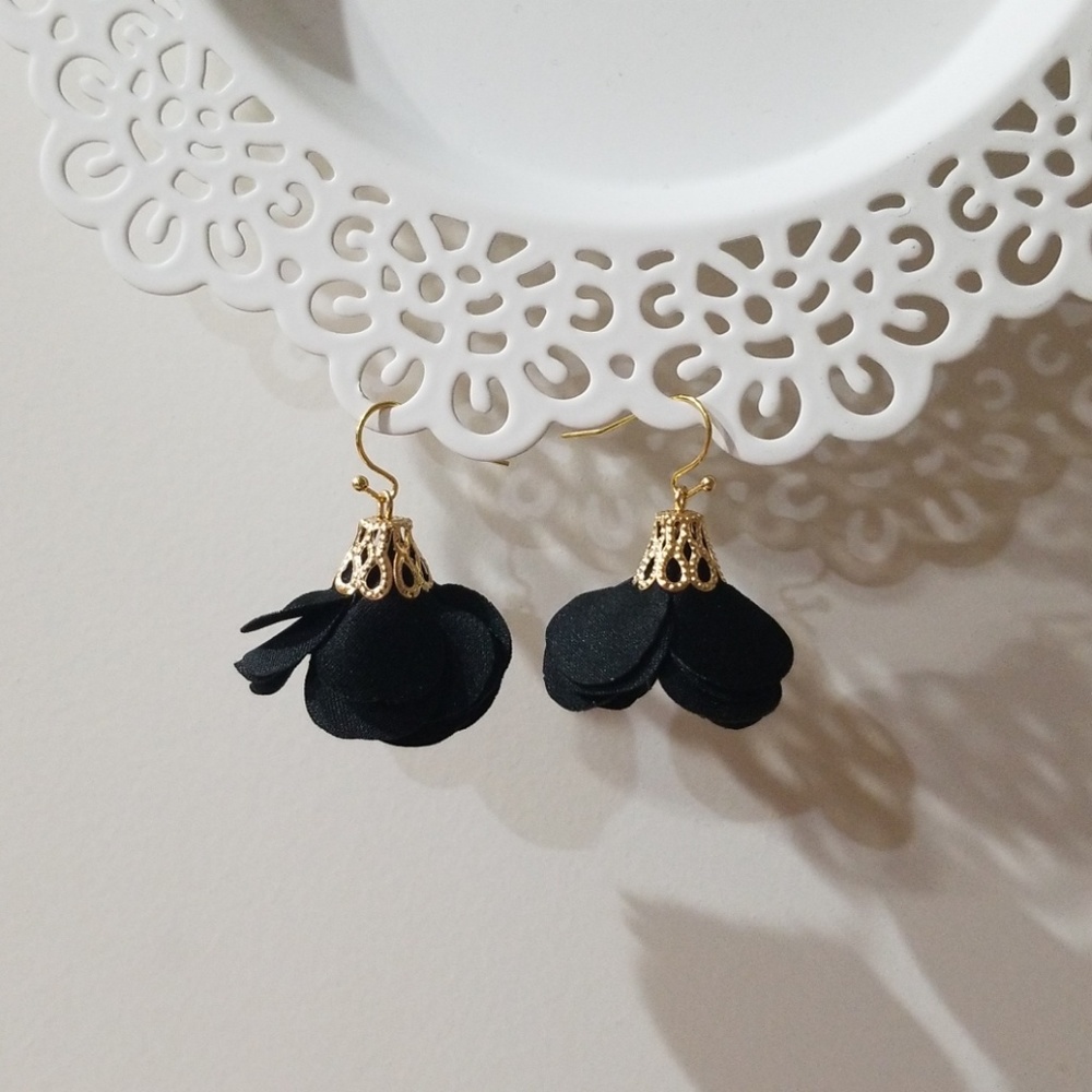 14k Gold Earrings w/ Black & Gold Floral Tassels